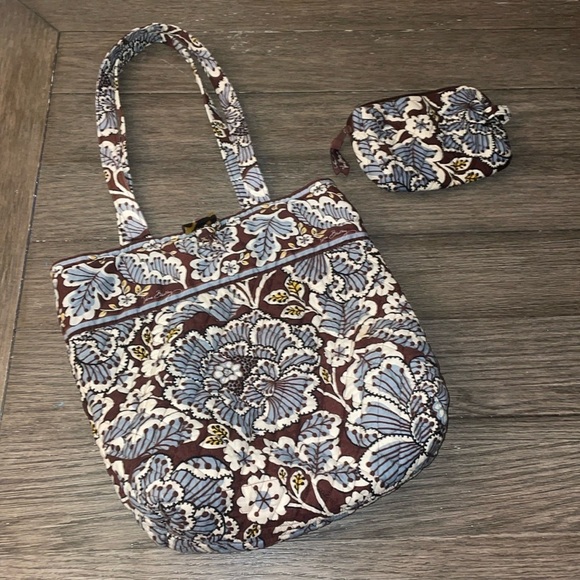Vera Bradley purse set with matching wallet. - Picture 1 of 6